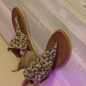 Leopard sandals